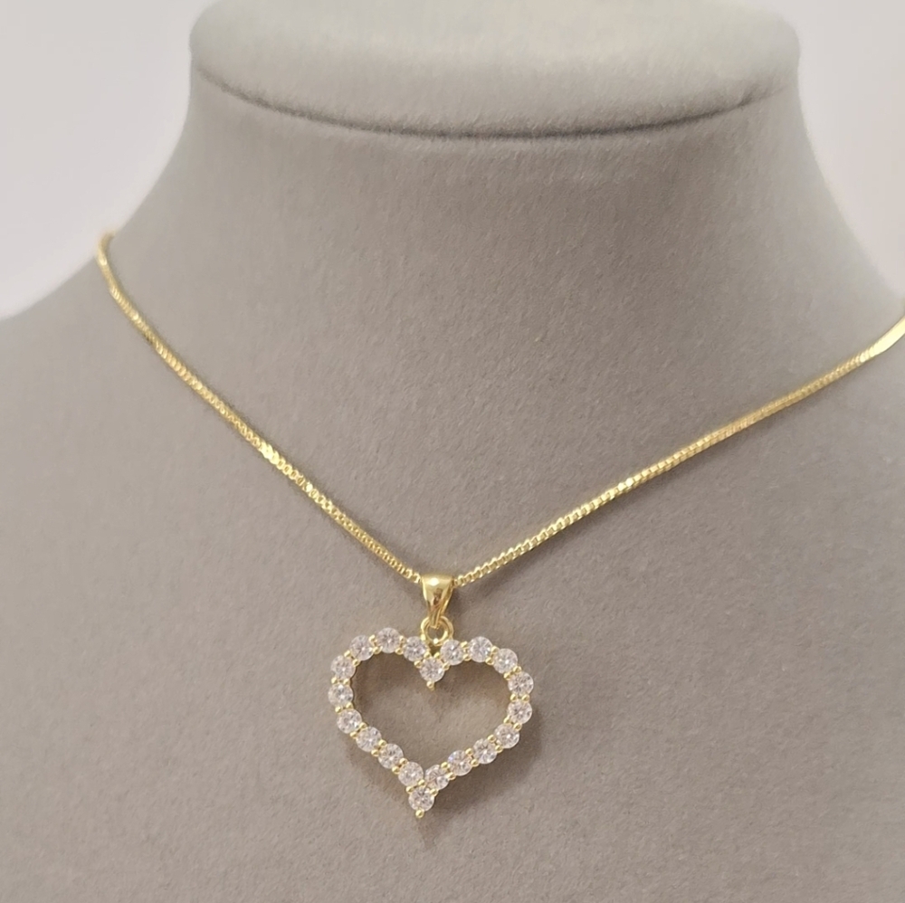 Diamonds Open Heart Pendant Necklace